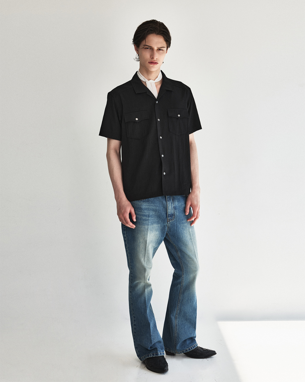 [kineto] Éclat Snap Open Collar Shirt_Black