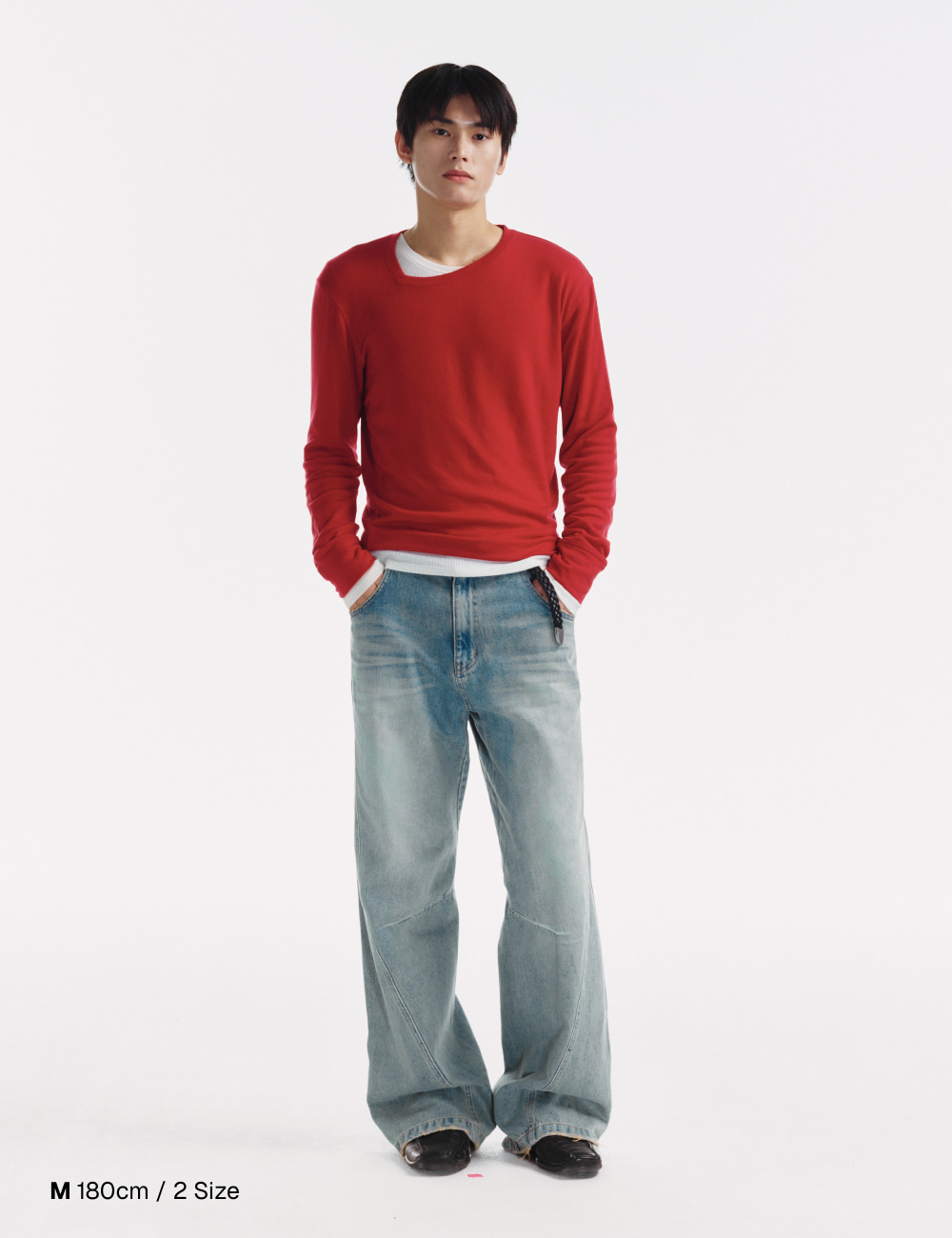 [GEN:RE] Pinched Neck Cut and Sew Wool Knit Red