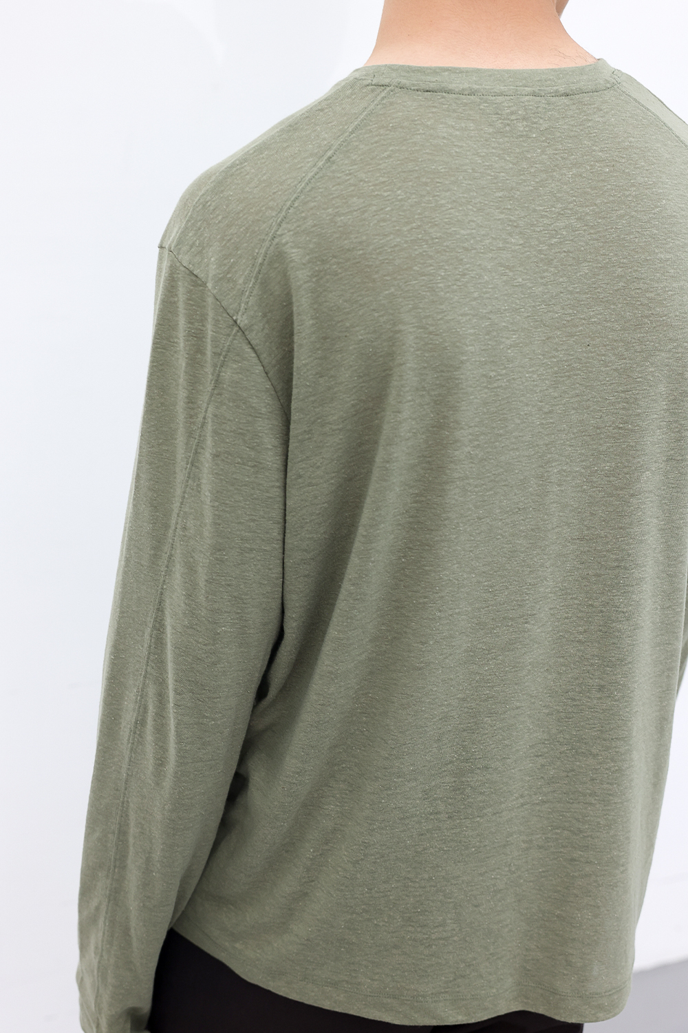 [ANYTIME LOREAK] CAMELLIA LAYERED TEE - KHAKI/BLACK