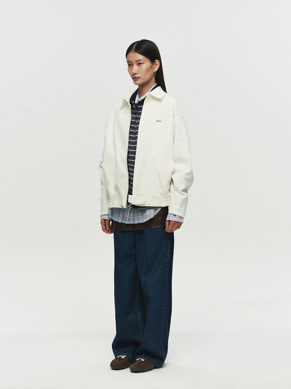 [HEUTE] MARTIN STRUCTURED BOMBER JACKET (OFF WHITE)