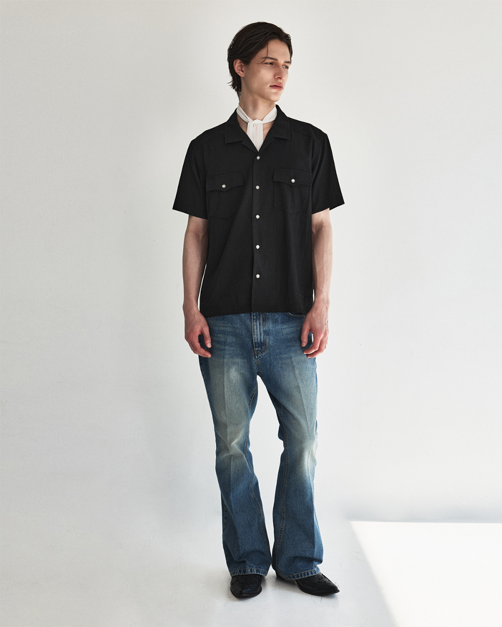 [kineto] Éclat Snap Open Collar Shirt_Black