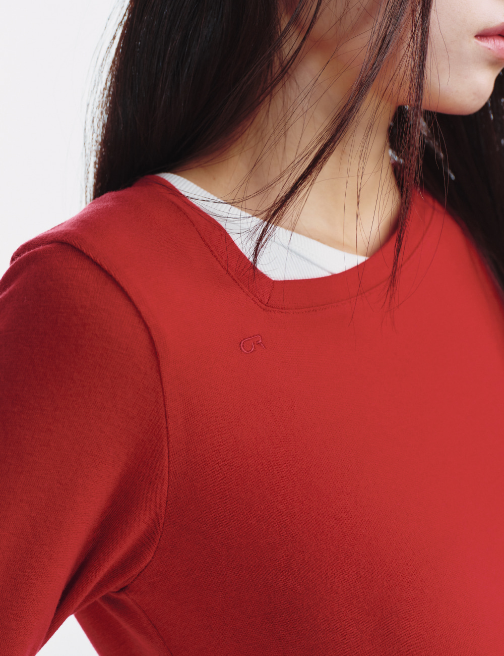 [GEN:RE] Pinched Neck Cut and Sew Wool Knit Red