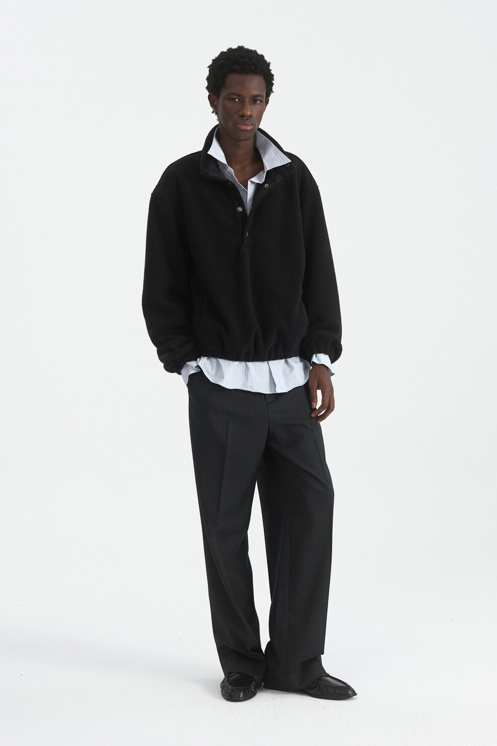 [WINDER] RING SNAP FLEECE PULL OVER -BLACK