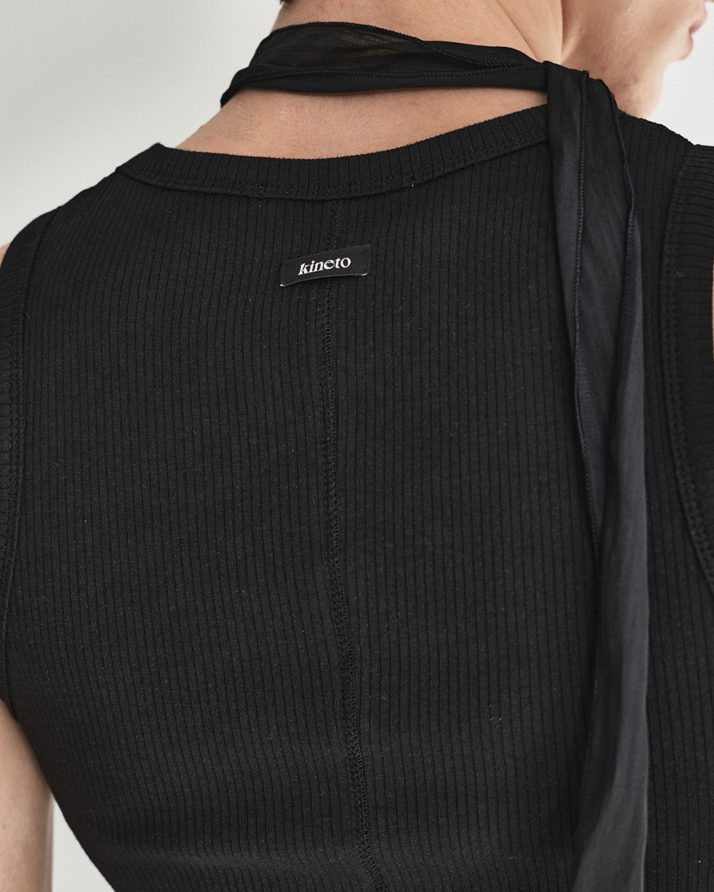 [kineto] Sleek Ribbed Sleeveless Top_Black
