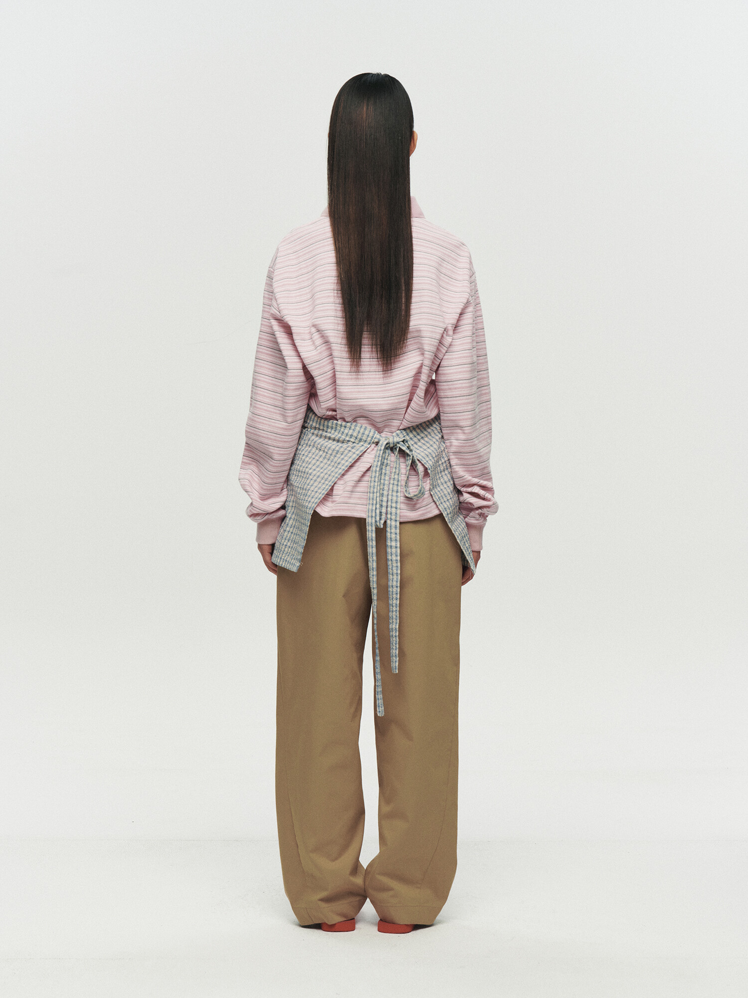 [HEUTE] CURVE LINE WIDE PANTS (BEIGE)