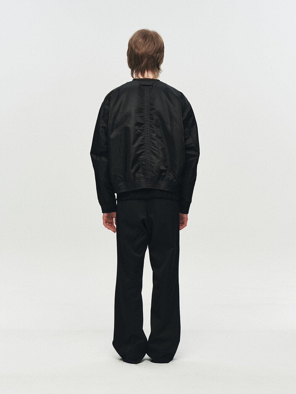 [HEUTE]FRAME COLLARLESS BOMBER JACKET (BLACK)