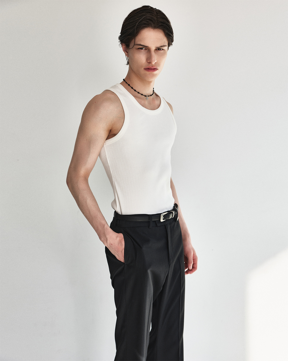 [kineto] Sleek Ribbed Sleeveless Top_White