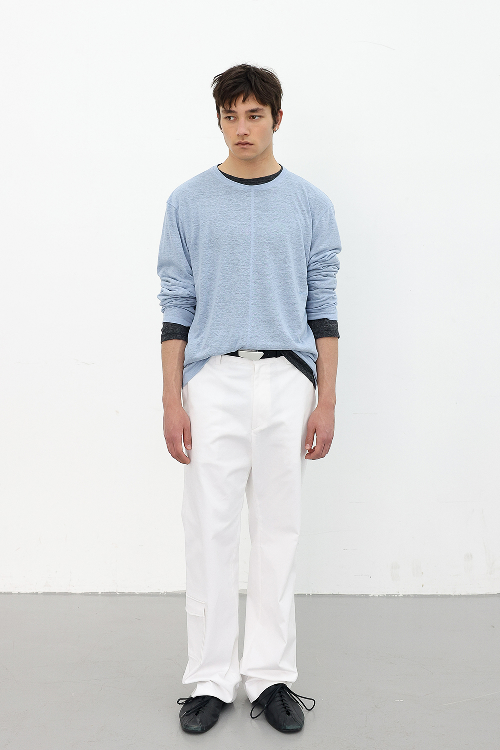 [ANYTIME LOREAK] CAMELLIA LAYERED TEE - SKY BLUE/CHARCOAL