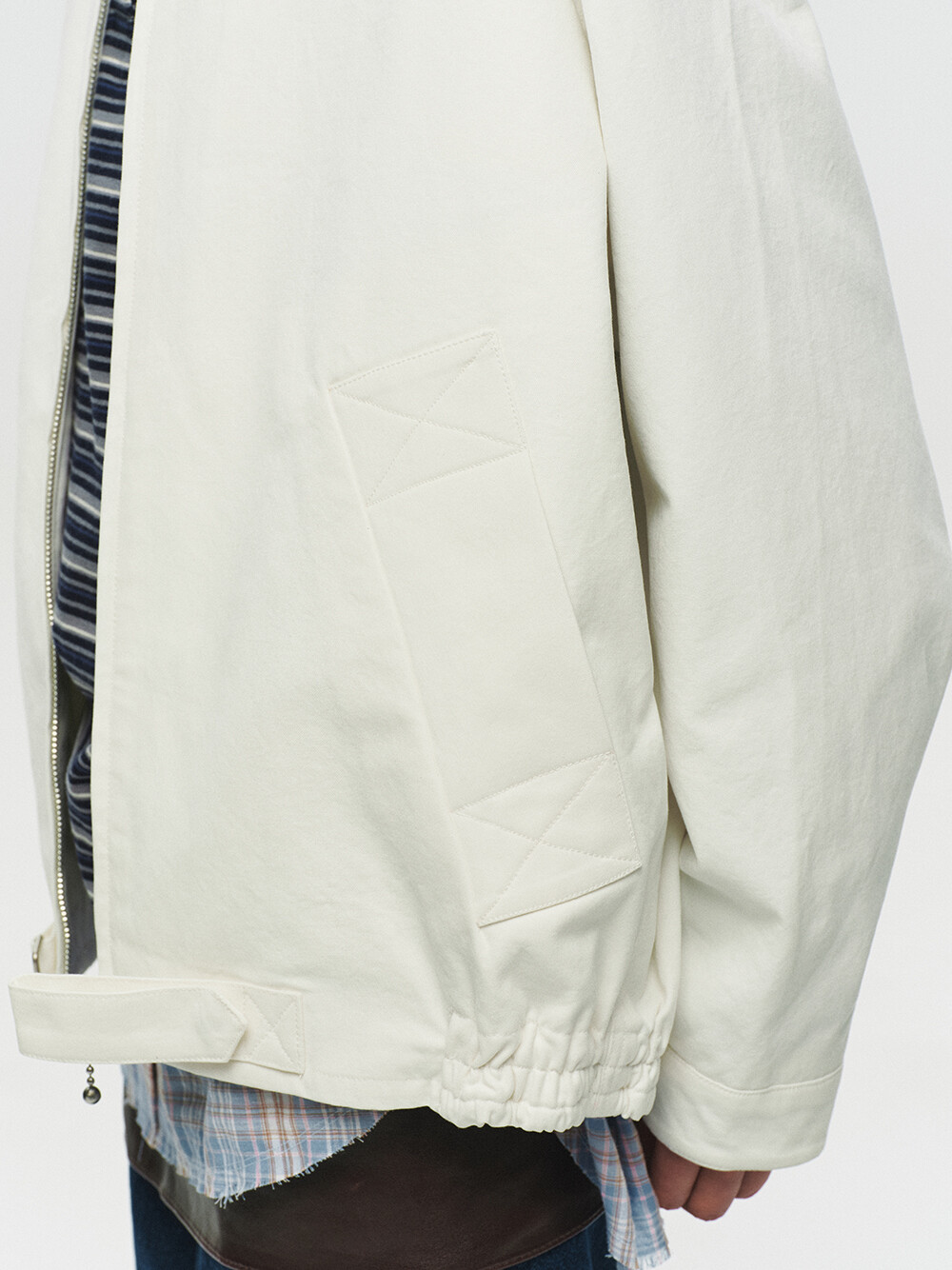 [HEUTE] MARTIN STRUCTURED BOMBER JACKET (OFF WHITE)