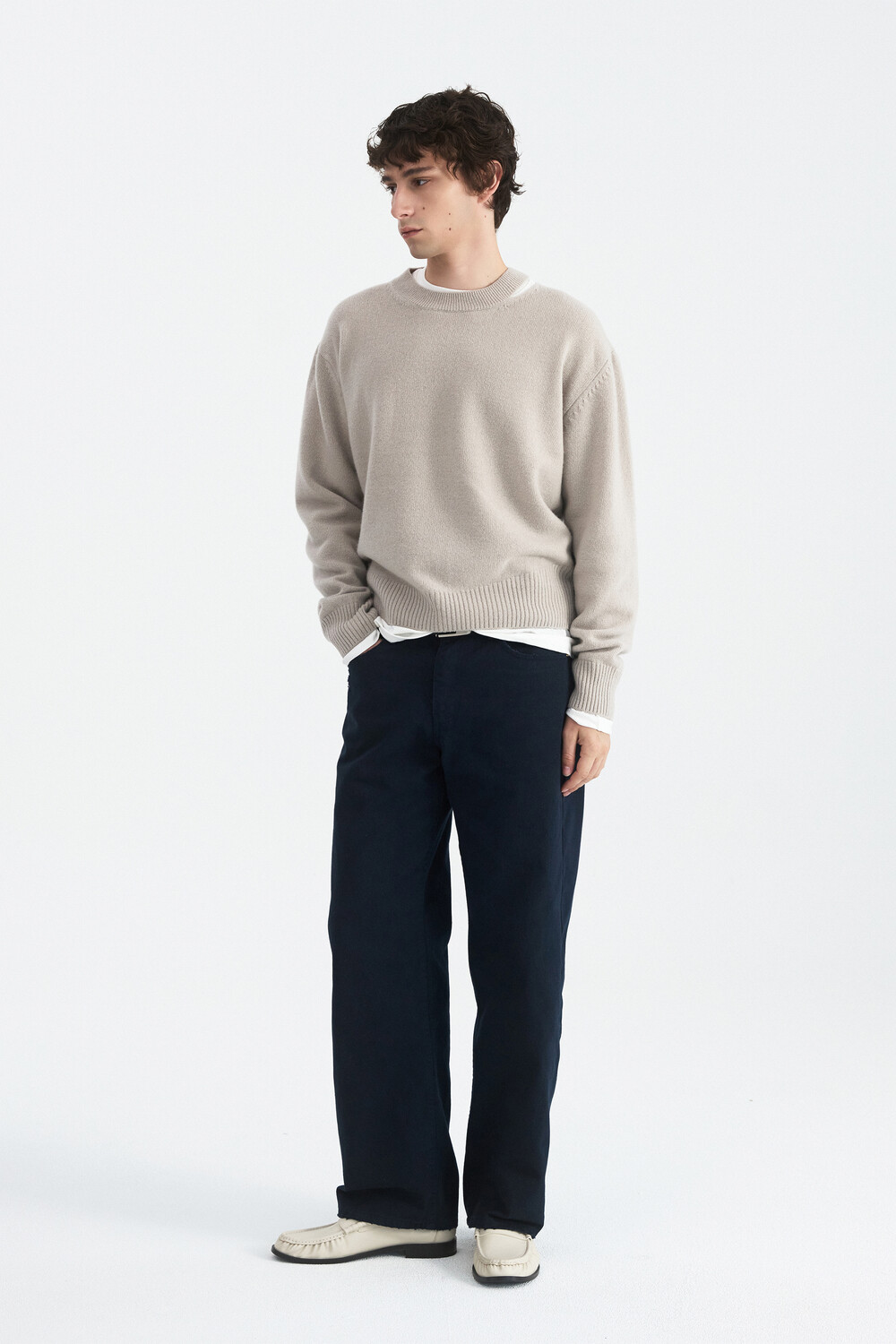 [WINDER] DISTRESSED REGULAR-FIT COTTON PANTS - NAVY
