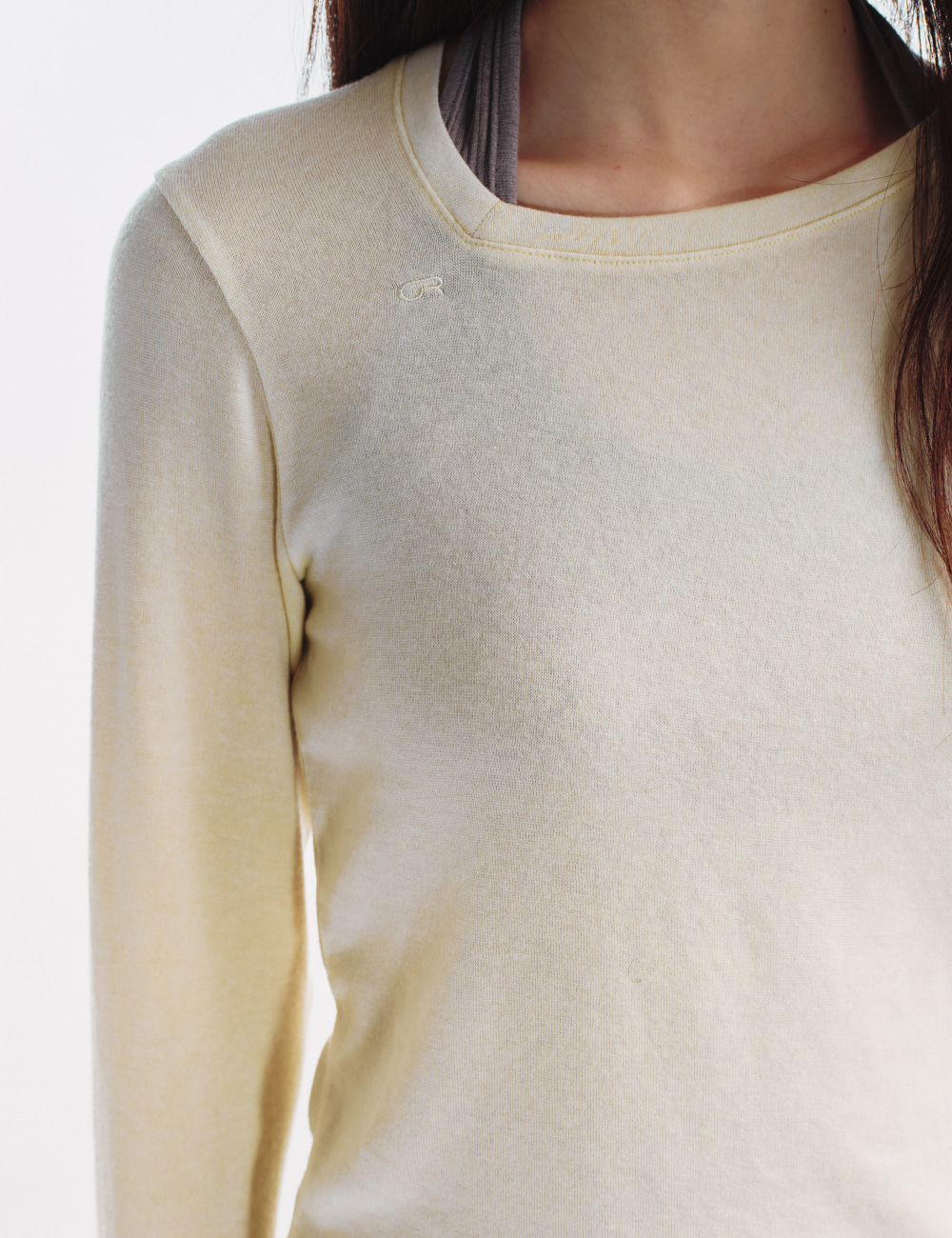 [GEN:RE] Pinched Neck Cut and Sew Wool Knit Light Yellow