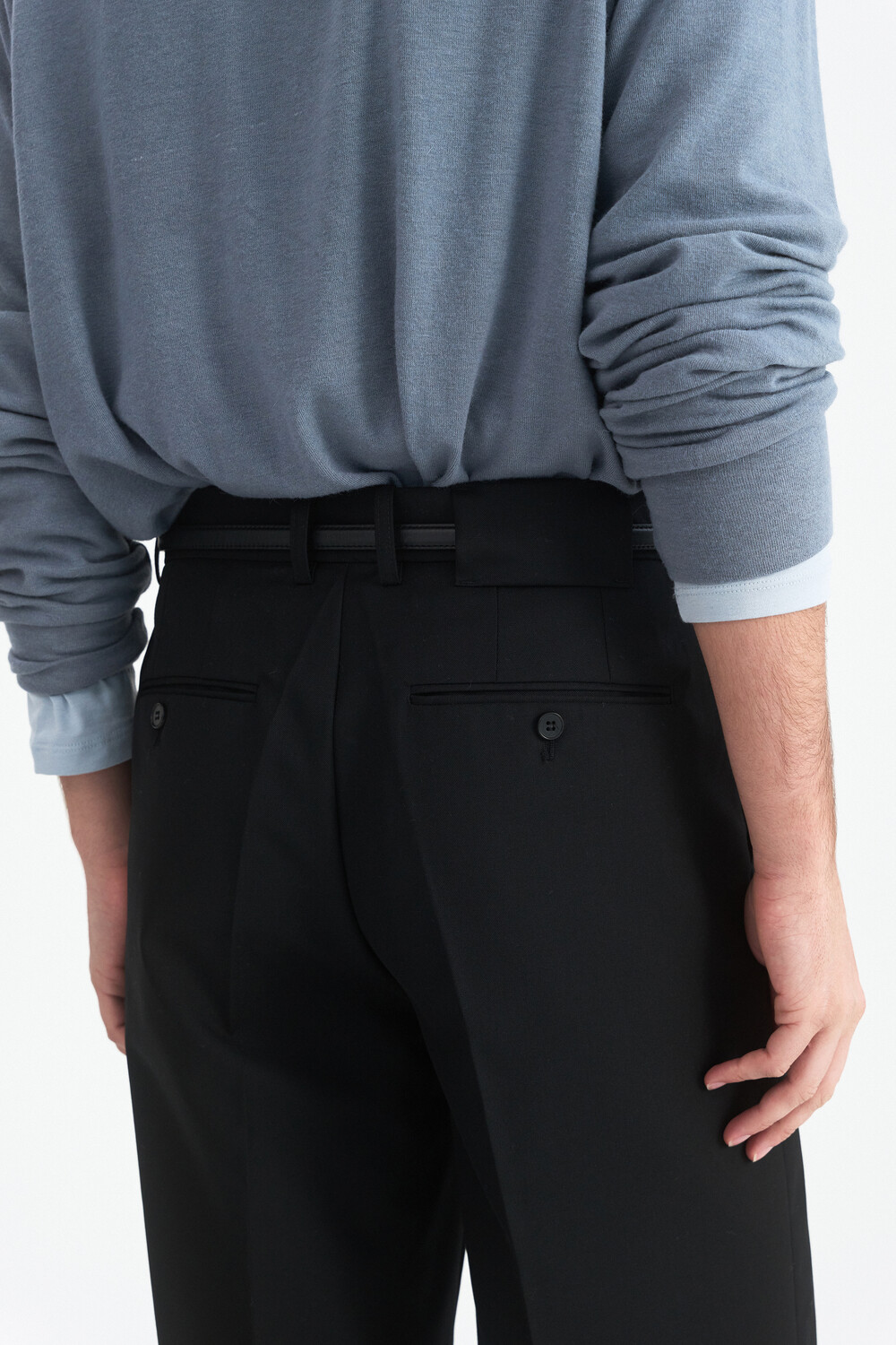 [WINDER] BACK PATCH WOOL TROUSERS - BLACK