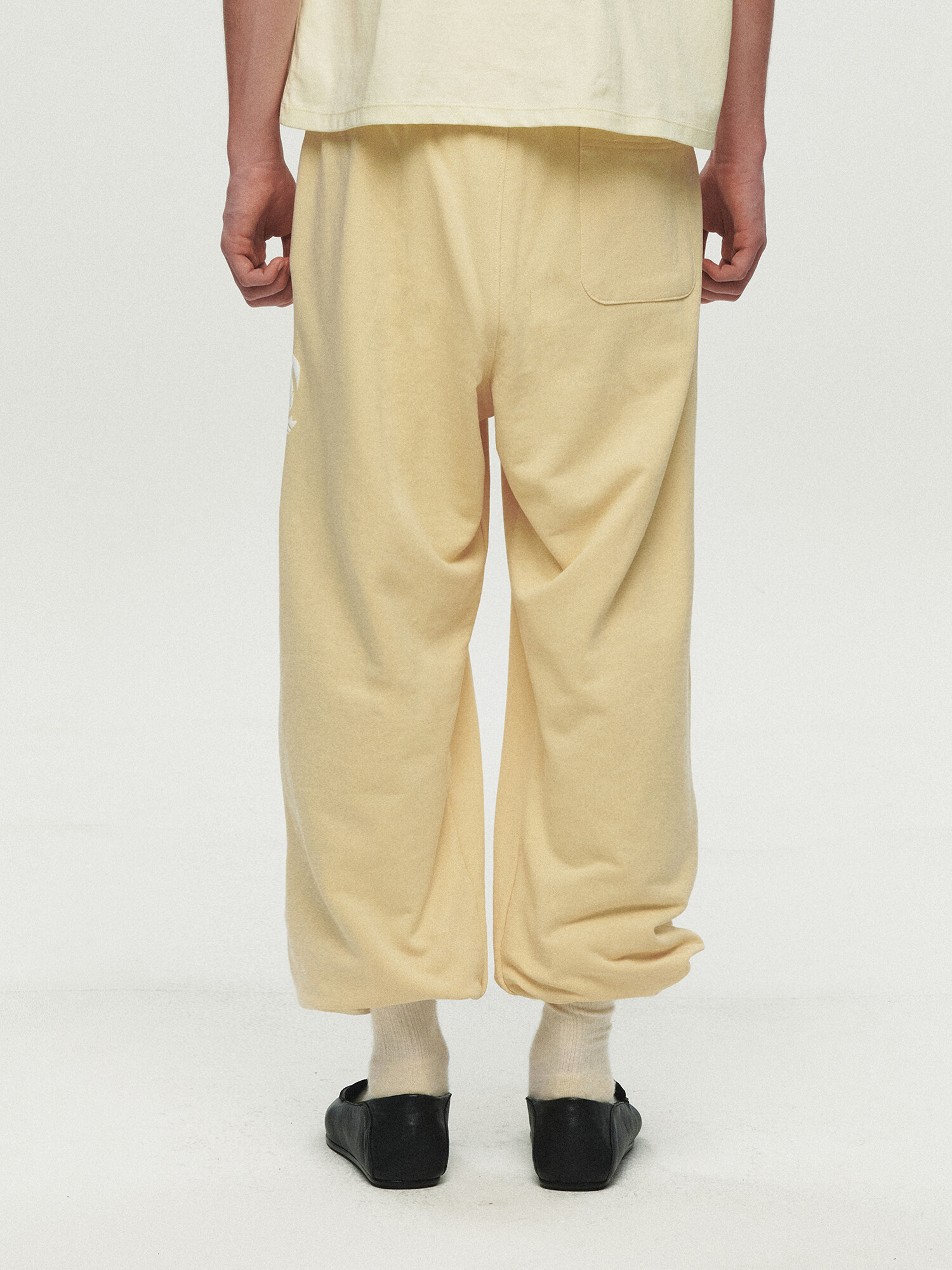 [HEUTE] STAY UP SWEATPANTS (YELLOW)