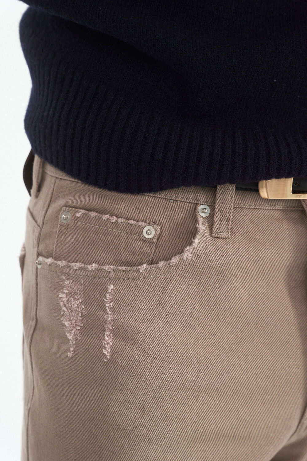 [WINDER] DISTRESSED REGULAR-FIT COTTON PANTS - BEIGE