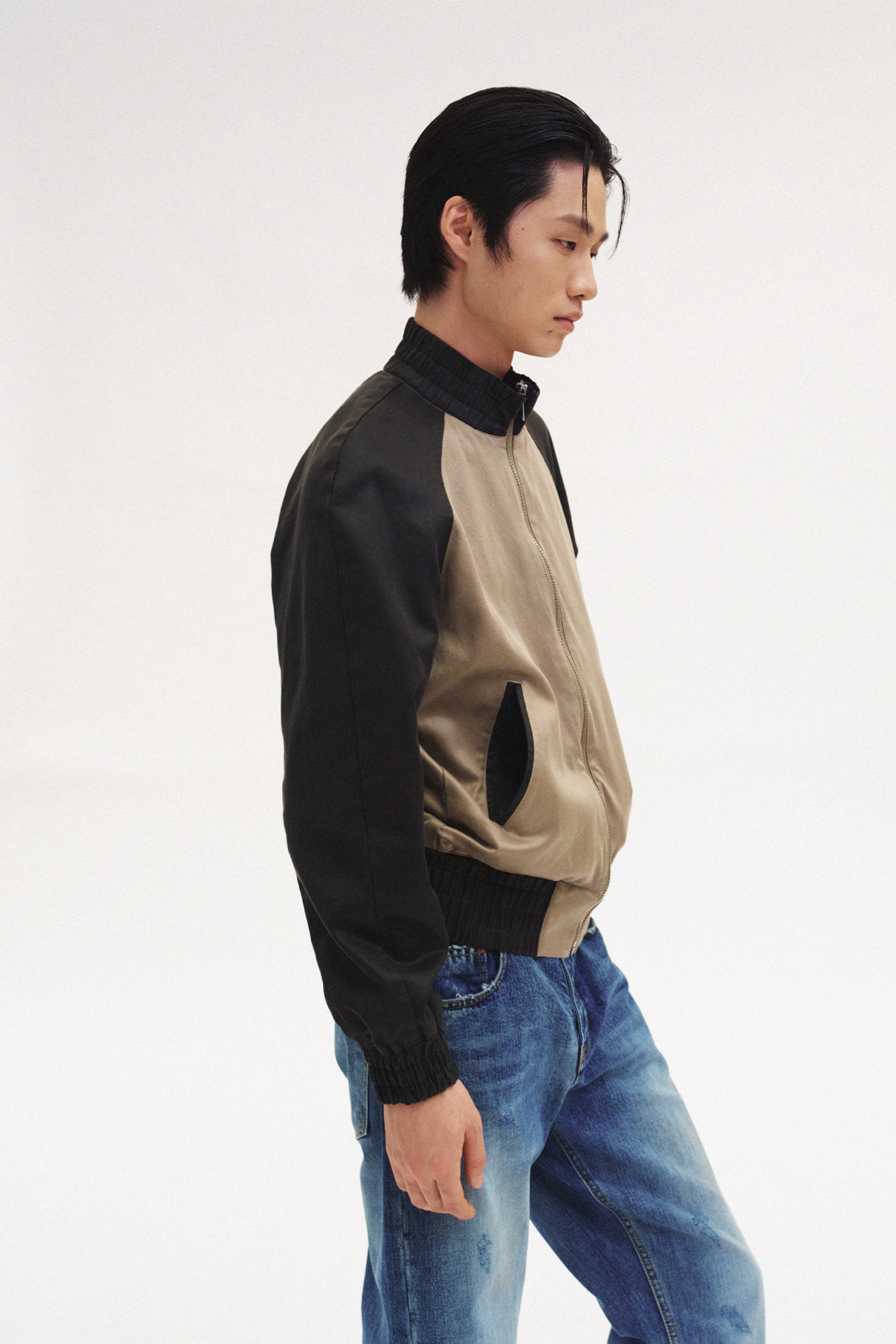 [SURFACE EDITION] CONTRAST ZIP UP JACKET BEIGE