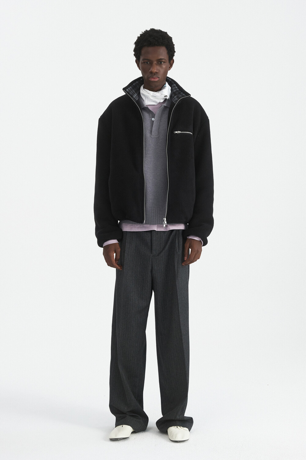 [WINDER] COLLAR CONTRAST FLEECE JUMPER - BLACK