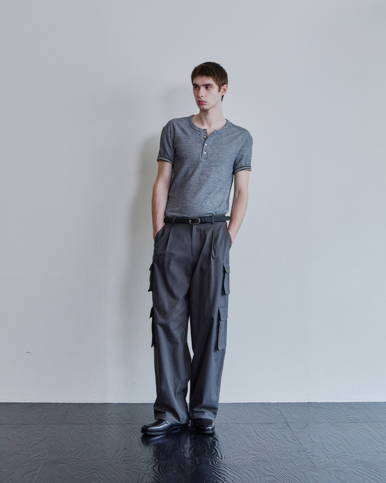 [WAVINESS] Ribbed Layered Henley-Neck T-shirts - Light Grey