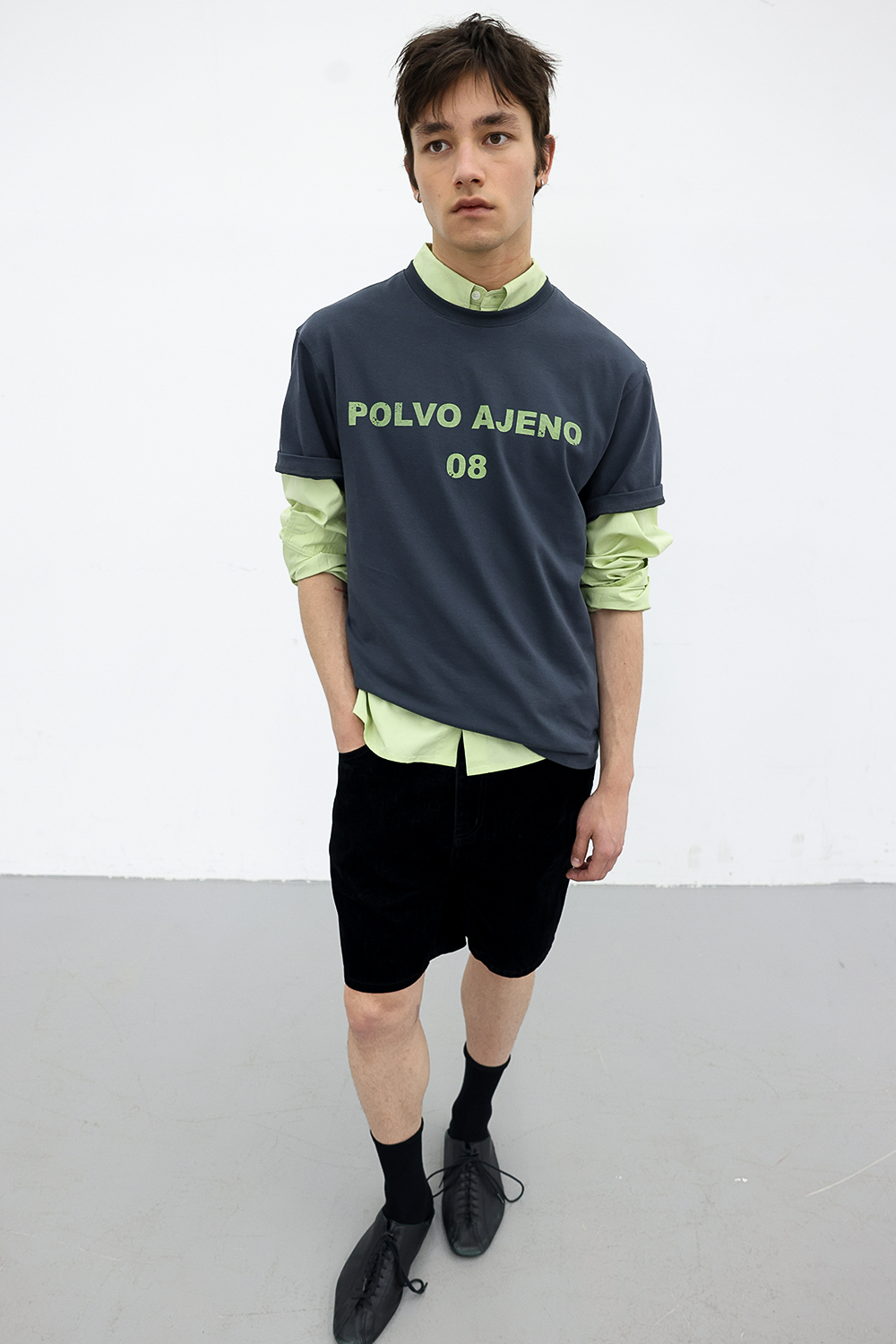 [ANYTIME LOREAK] PRIMROSE HALF TEE - CHARCOAL