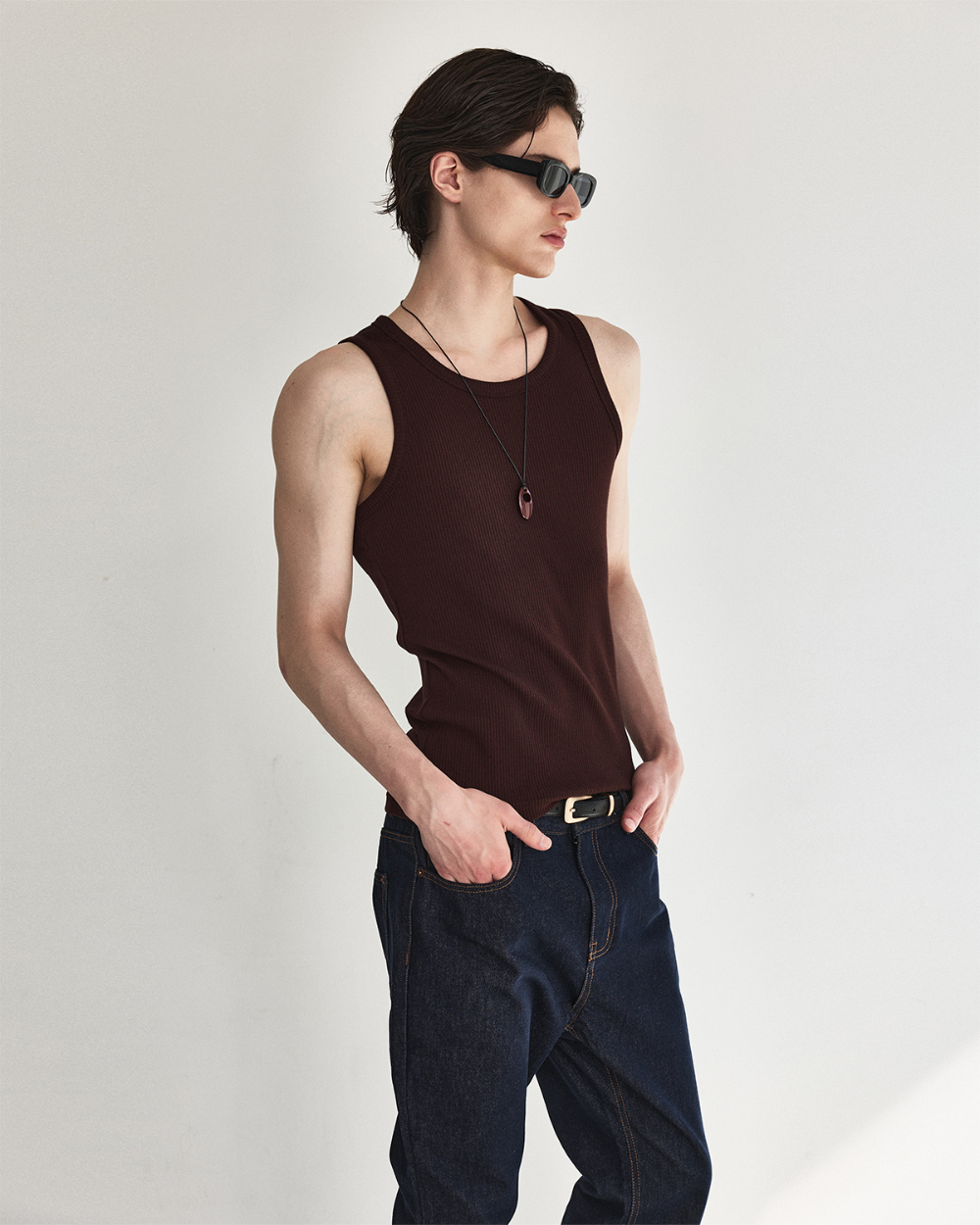 [kineto] Sleek Ribbed Sleeveless Top_Brown
