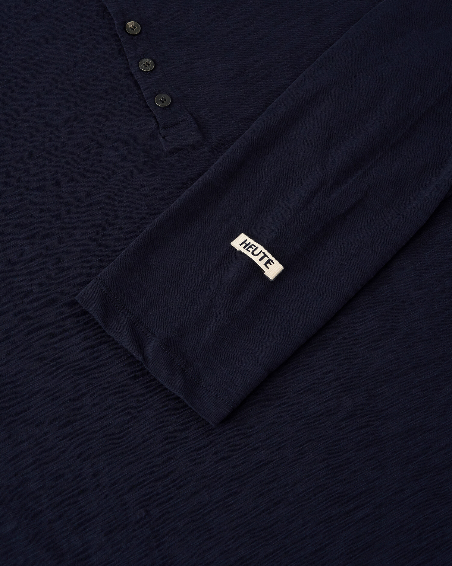 [HEUTE] BASE SLUB HENLEY NECK T-SHIRT (NAVY)