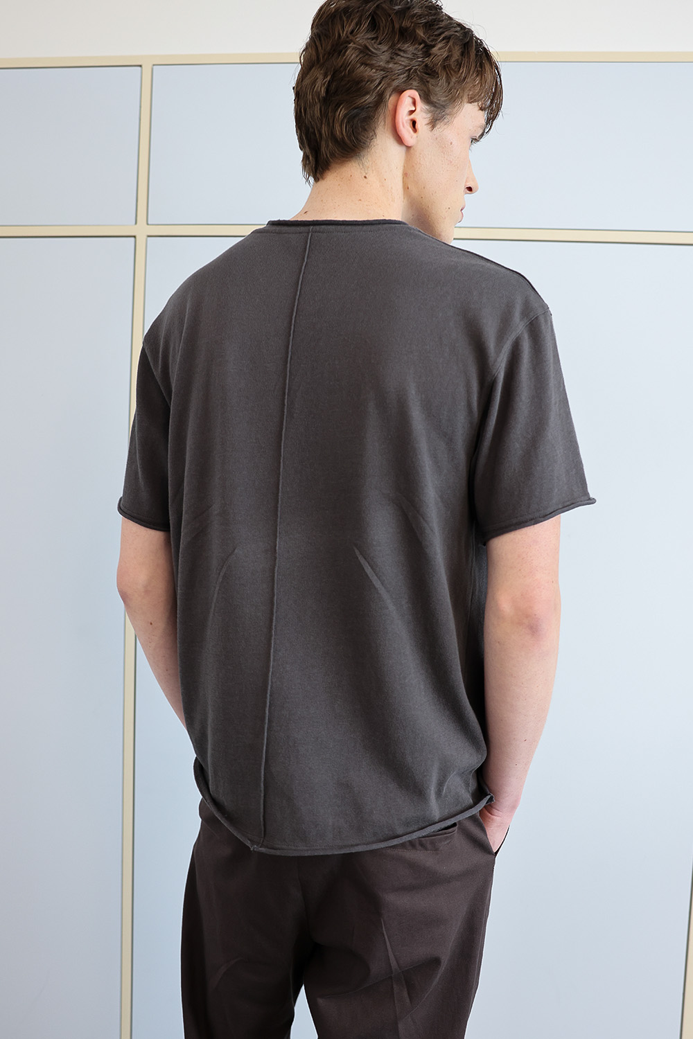 [ANYTIME LOREAK] YUCCA RAW-EDGE HALF KNIT -CHARCOAL