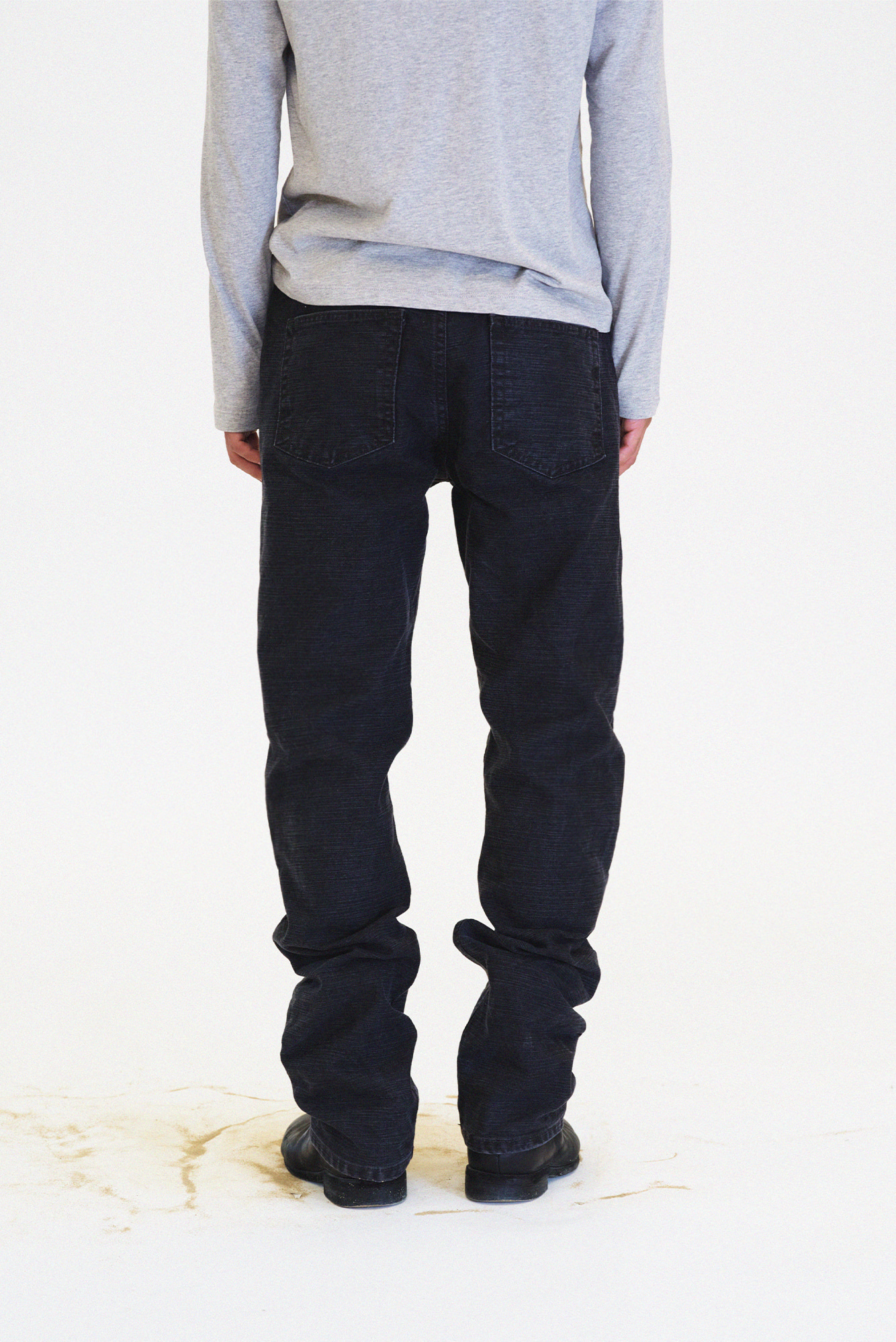 [SURFACE EDITION] HARD SLUB STRAIGHT PANTS CHARCOAL