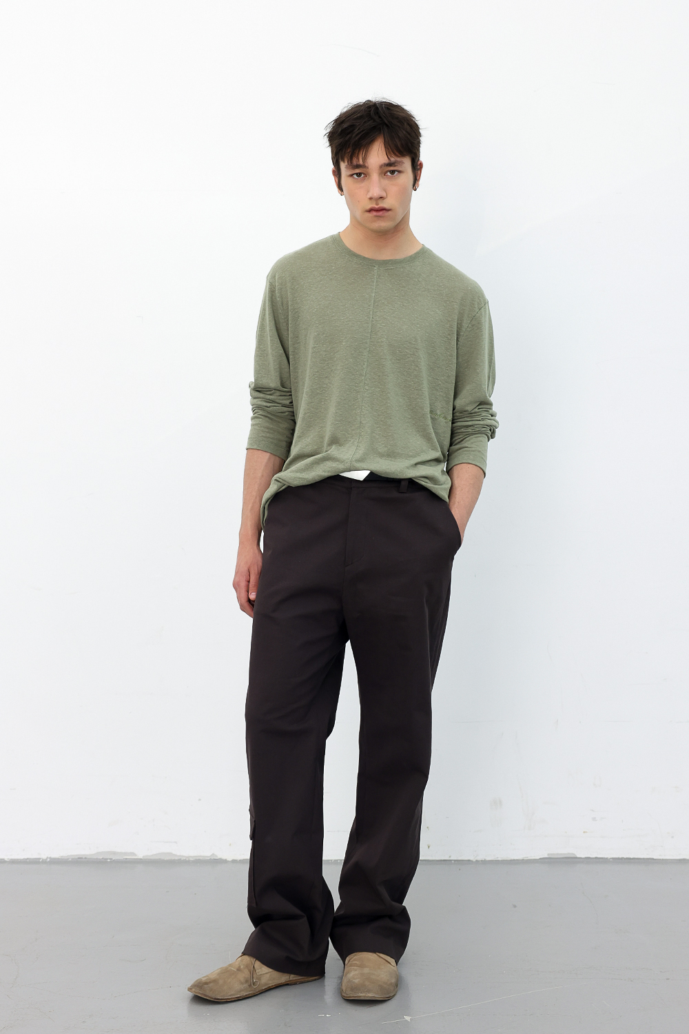 [ANYTIME LOREAK] CAMELLIA LAYERED TEE - KHAKI/BLACK