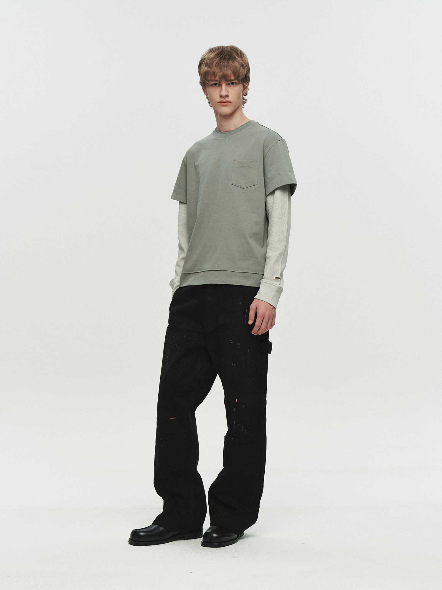 [HEUTE] CORE LAYER WAFFLE TEE (LIGHT KHAKI)