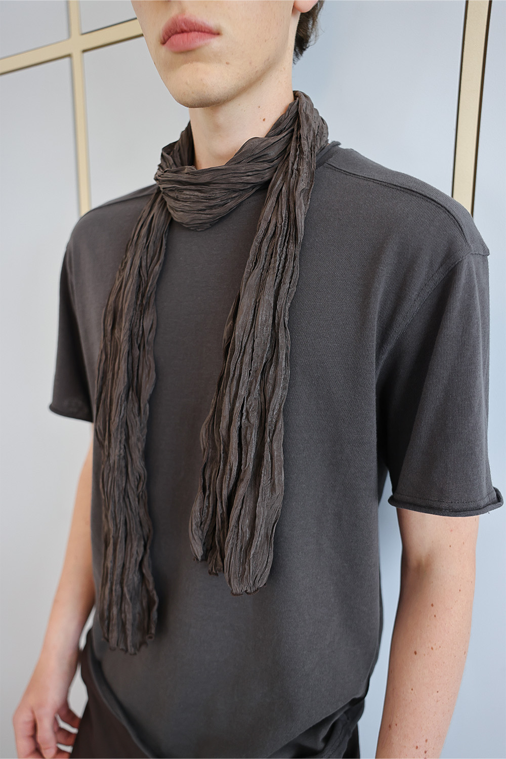 [ANYTIME LOREAK] AGAVE WRINKLE SCARF - BROWN