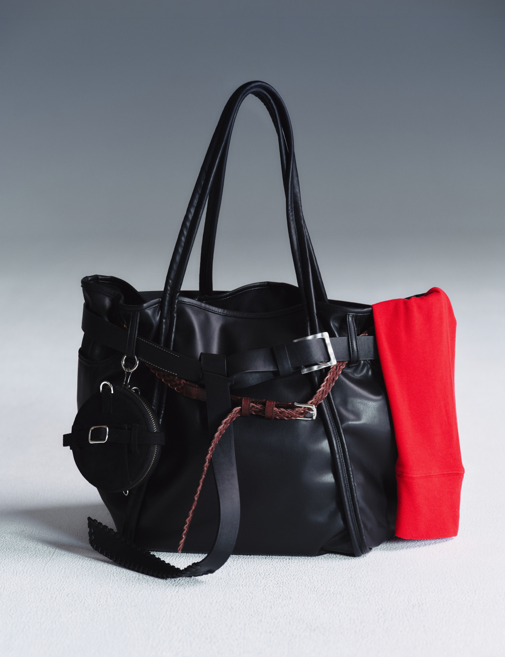[GEN:RE] Archive Trouser Round Bag Black