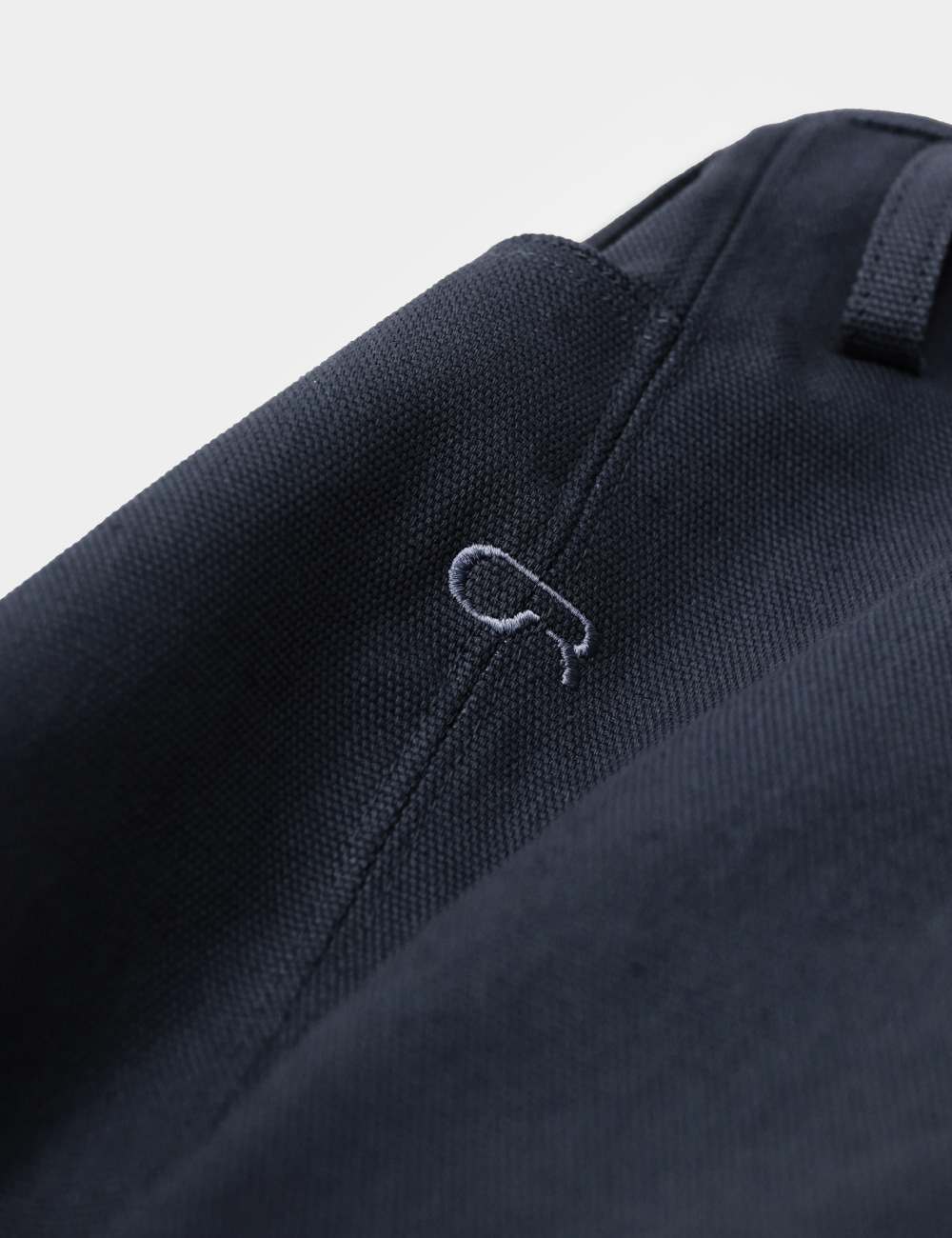 [GEN:RE] Archive Trouser Bag Navy