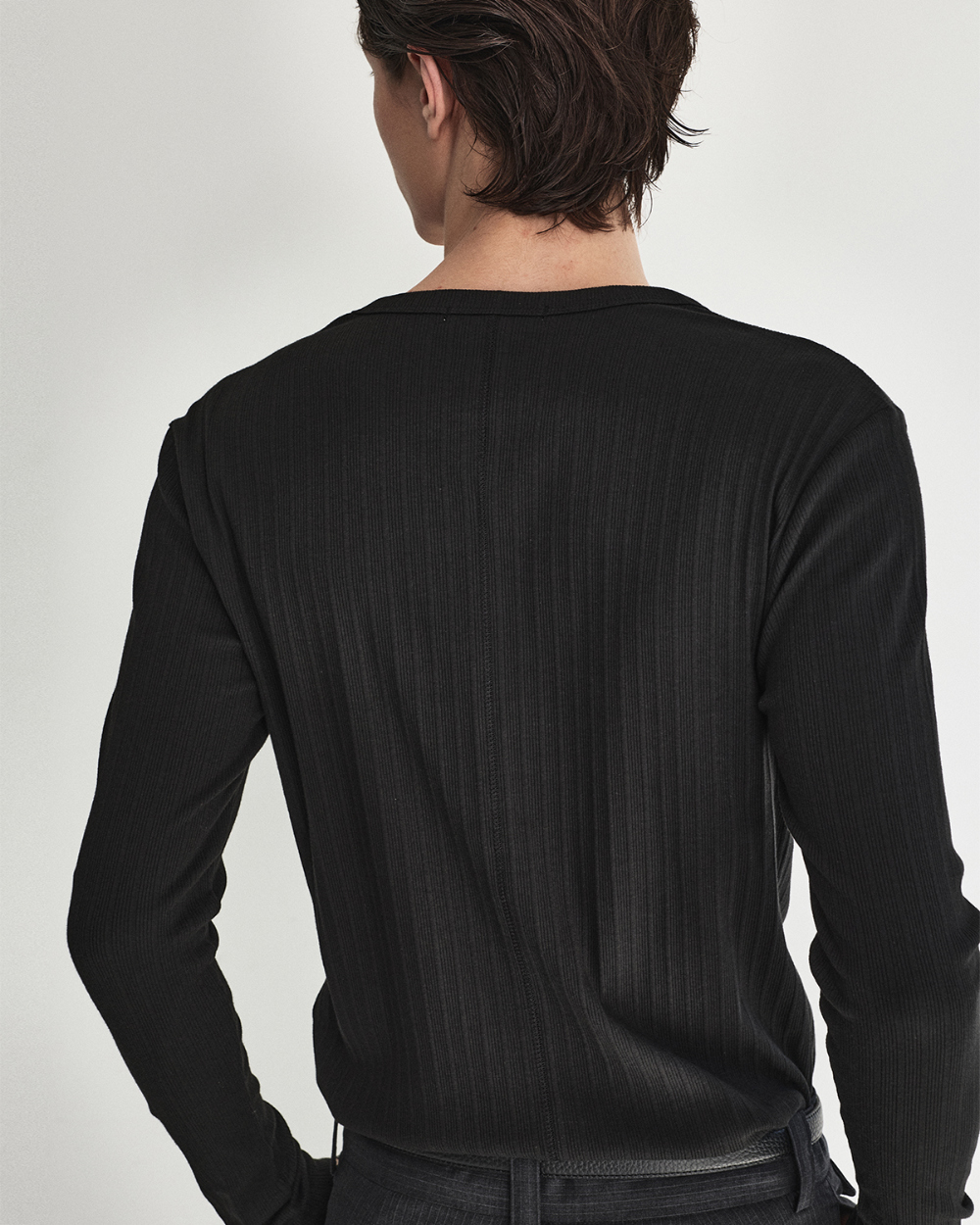 [kineto] Fine Cotton Ribbed Henley Top_Black