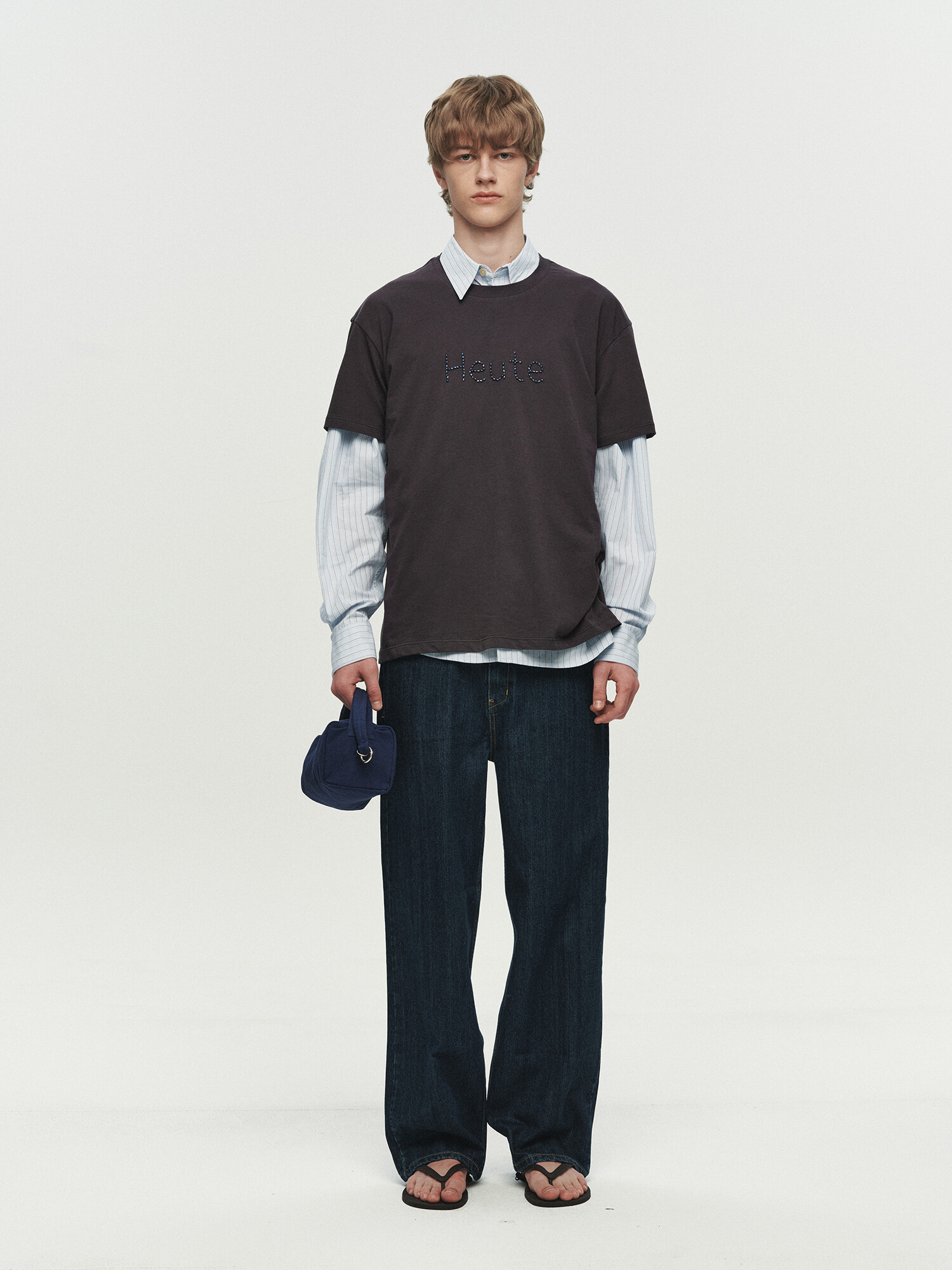[HEUTE] BEADED LOGO T-SHIRT (DARK GREY)
