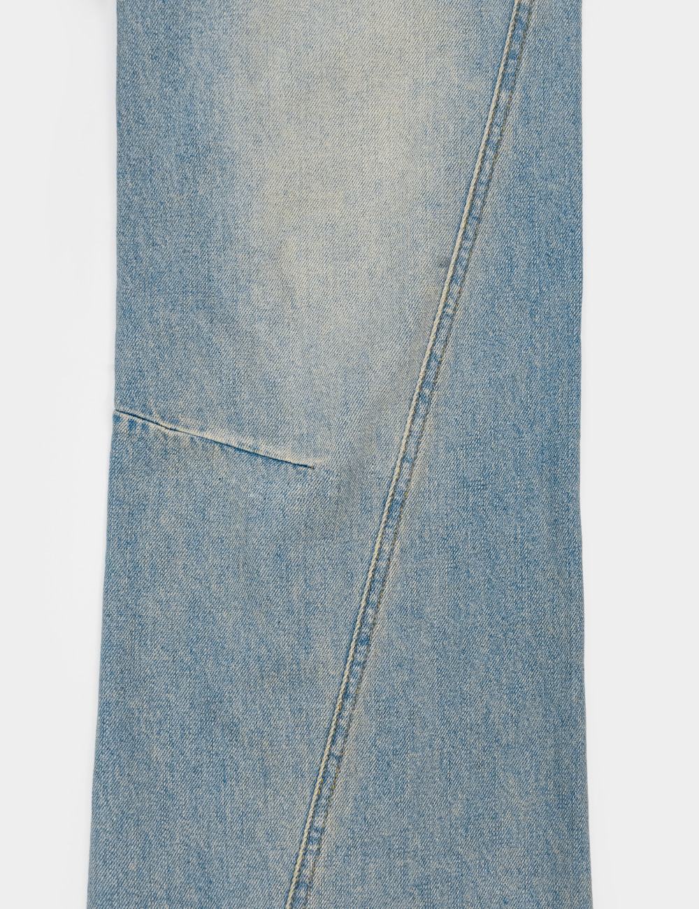 [GEN:RE] Contour Semi Flare Denim Pants Light Blue