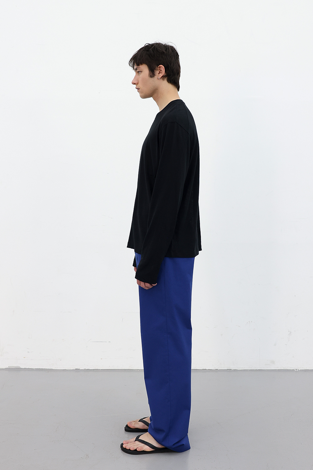 [ANYTIME LOREAK] CAMELLIA LAYERED TEE - KHAKI/BLACK