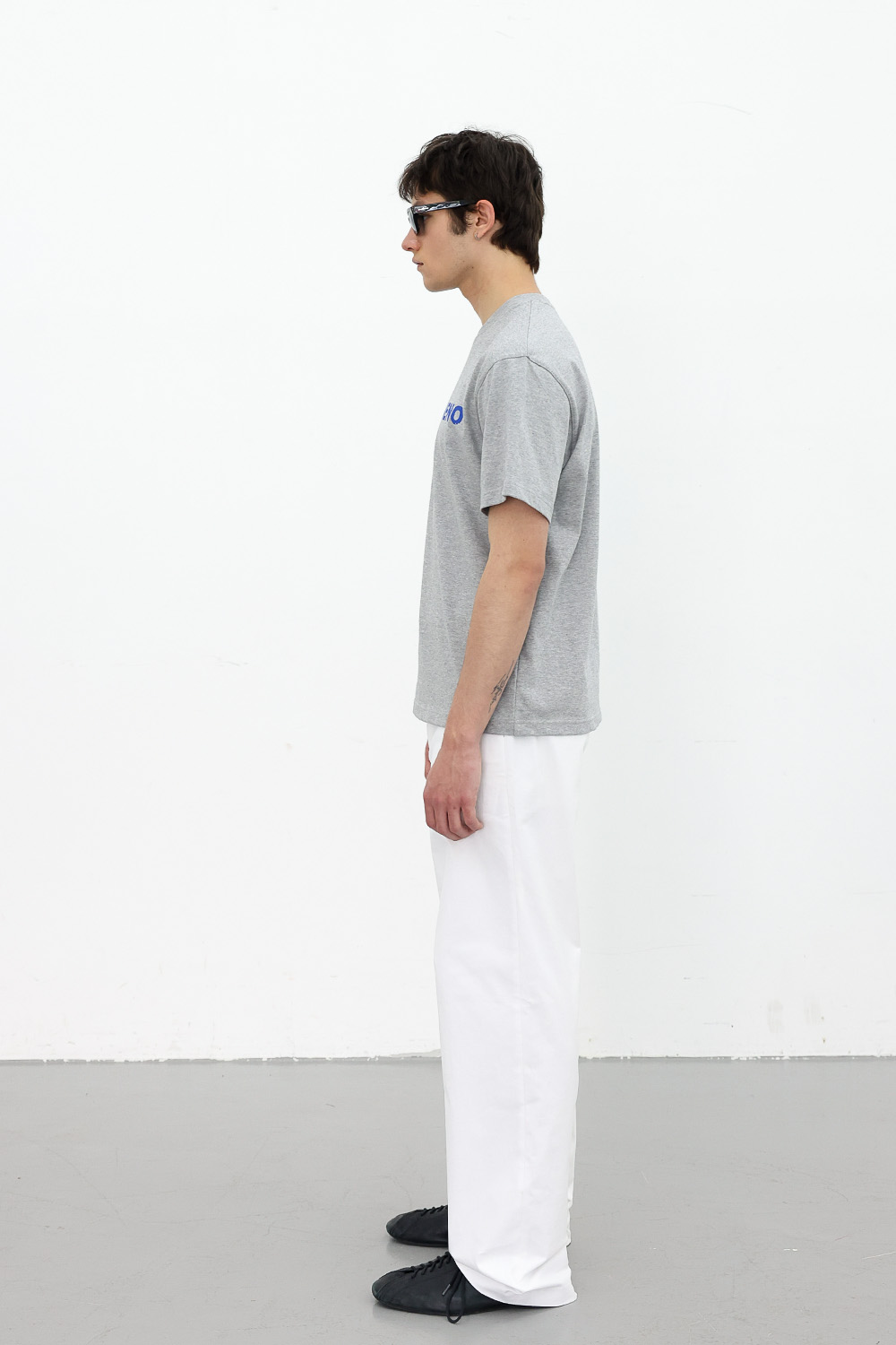 [ANYTIME LOREAK] PRIMROSE HALF TEE - GRAY
