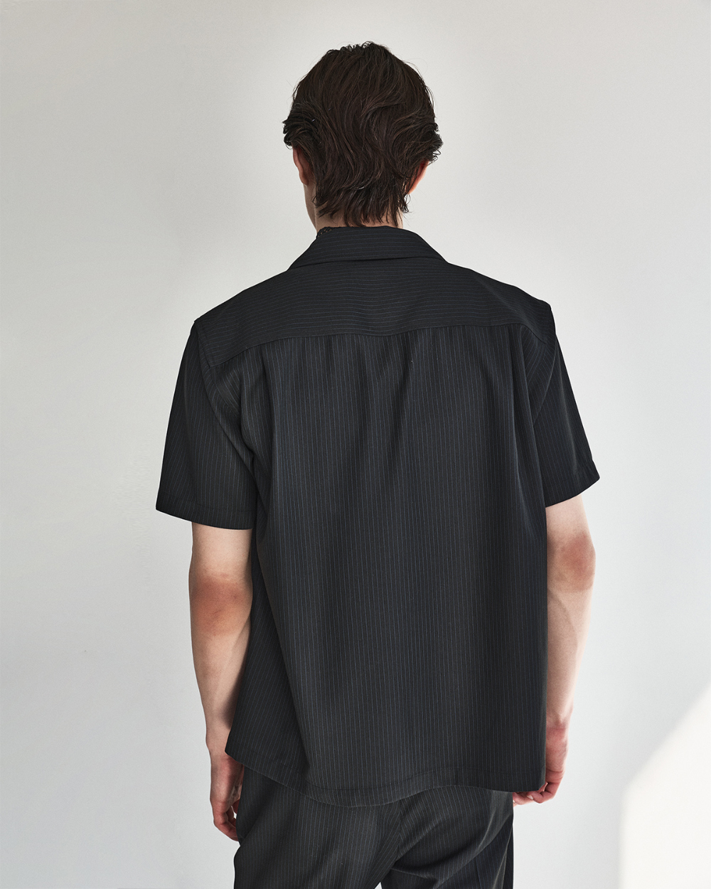 [kineto]t Refined Wool Stripe Shir_Black