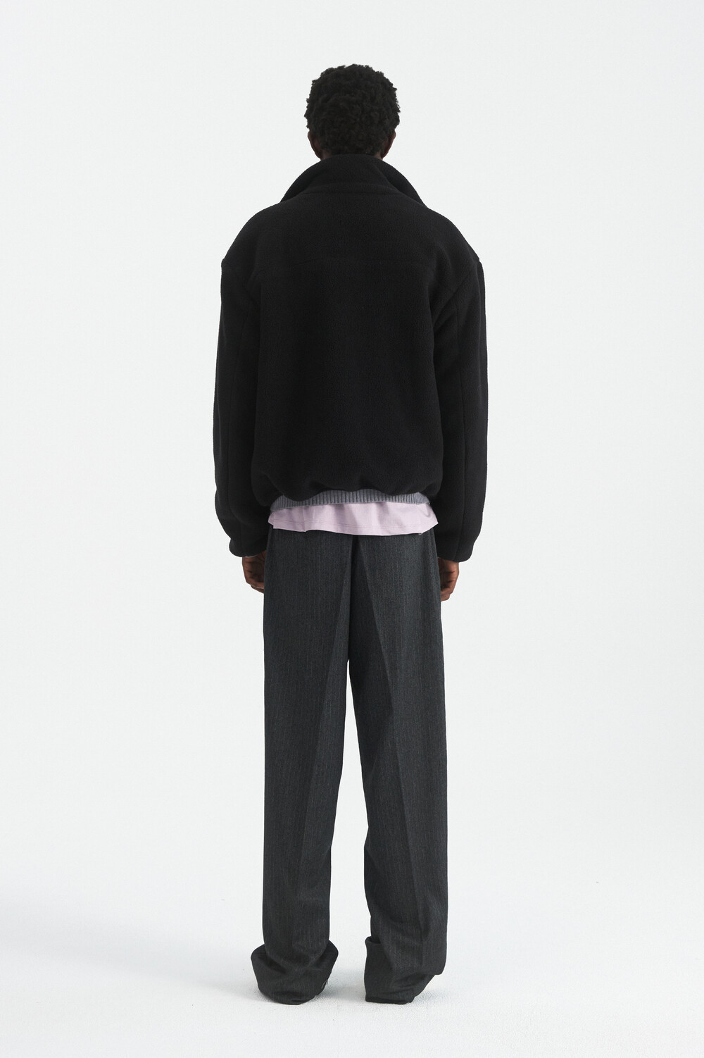 [WINDER] COLLAR CONTRAST FLEECE JUMPER - BLACK