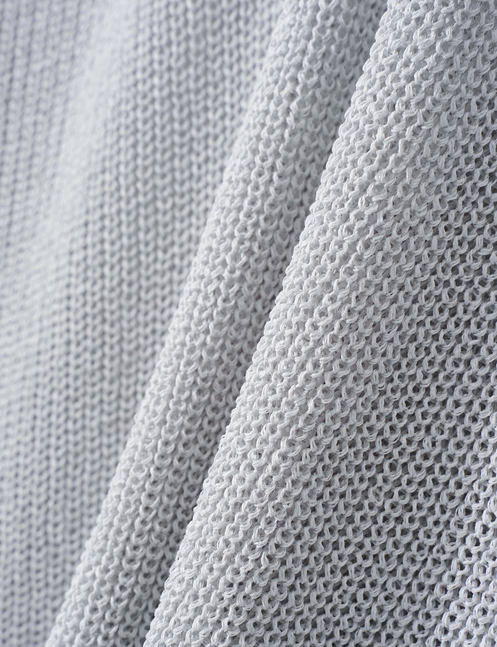 [GEN:RE] Canopy Mesh Knit Light Gray