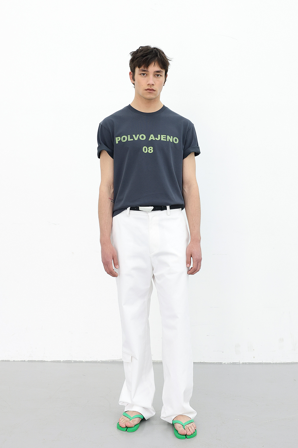 [ANYTIME LOREAK] PRIMROSE HALF TEE - CHARCOAL