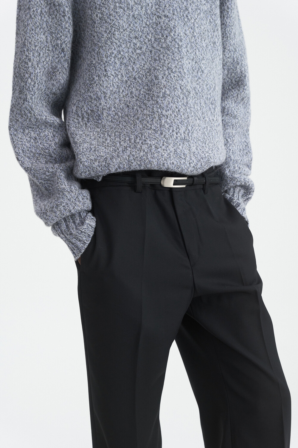 [WINDER] CORE WOOL SEMI-FLARED TROUSERS - CHARCOAL