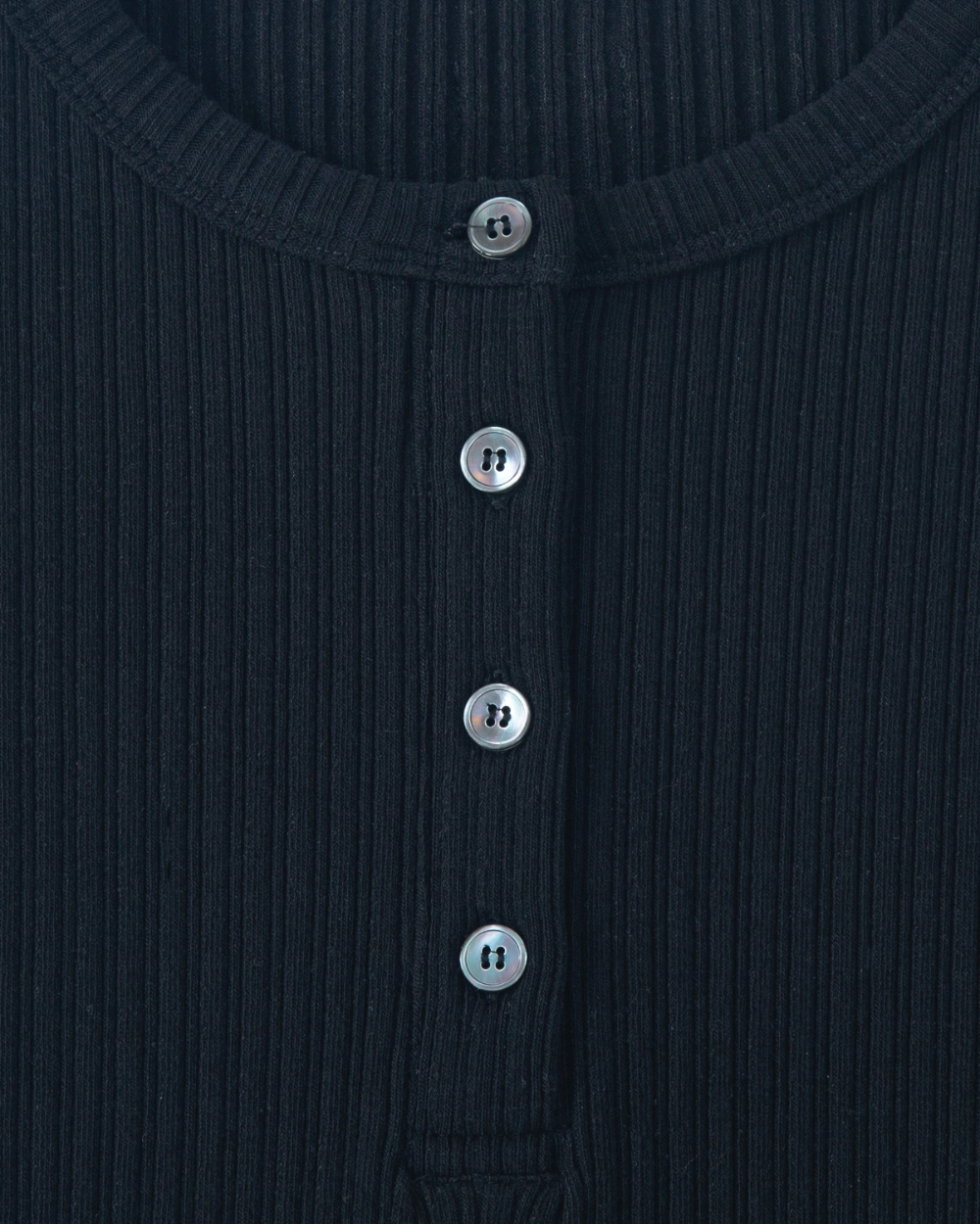 [kineto] Wale Cotton Henley Neck Top_Black