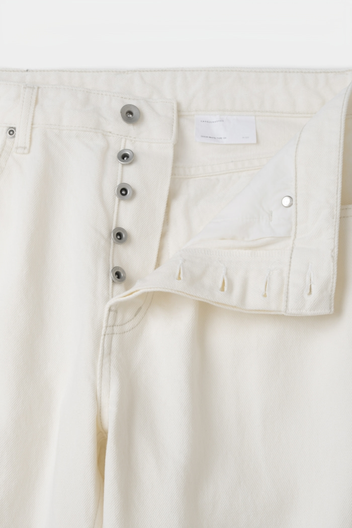 [KANGJUNGSEOK] DENIM PANTS TYPE 04 IVORY
