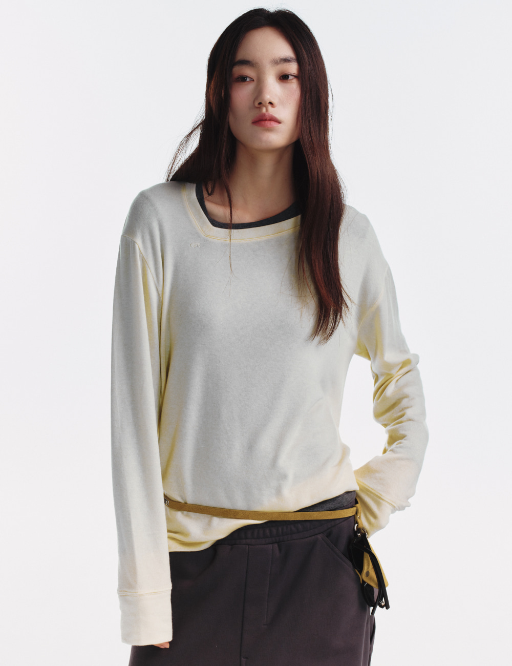 [GEN:RE] Pinched Neck Cut and Sew Wool Knit Light Yellow