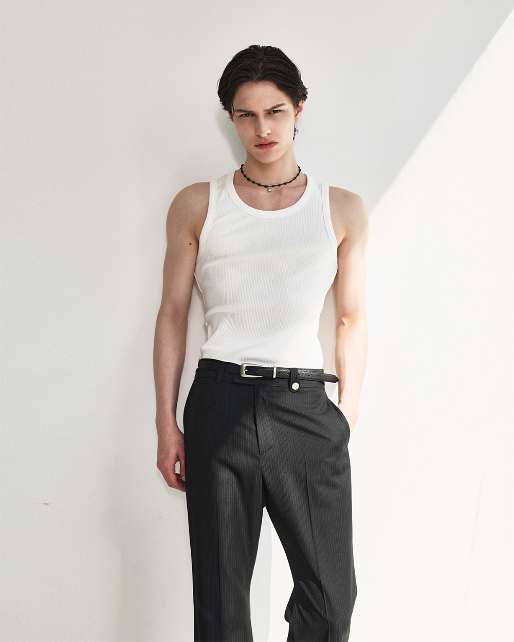 [kineto] Sleek Ribbed Sleeveless Top_White