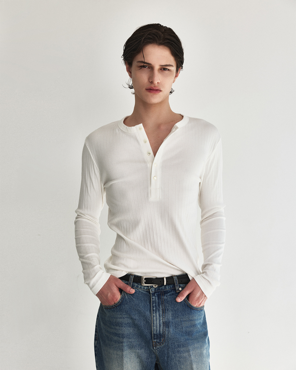 [kineto] Fine Cotton Ribbed Henley Top_White