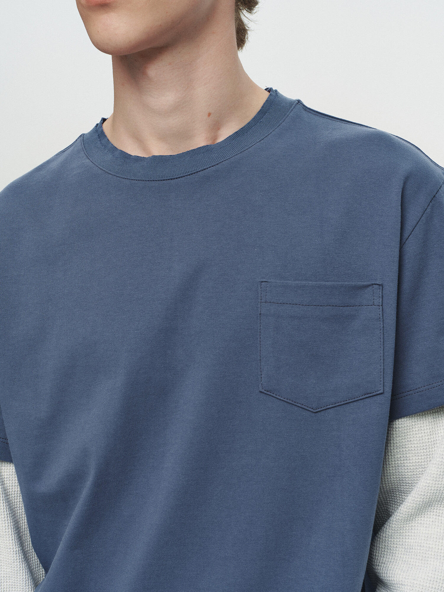 [HEUTE] CORE LAYER WAFFLE TEE (BLUE)