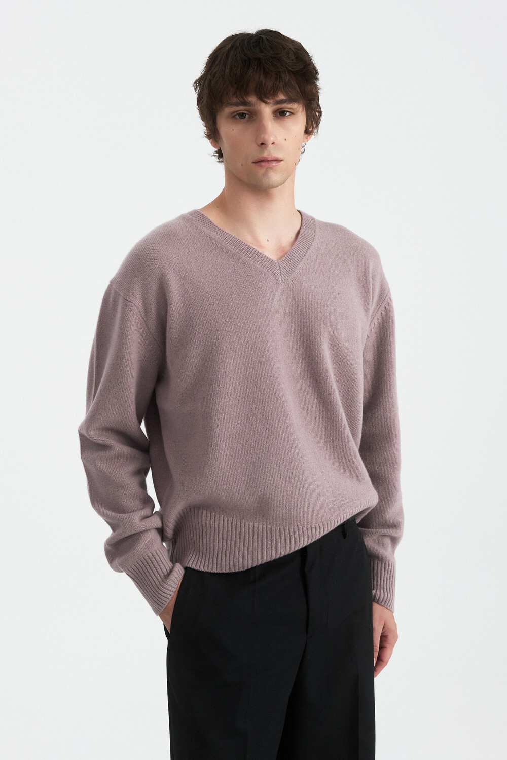 [WINDER] CONTOUR RIB WOOL V NECK SWEATER - MUTED LAVENDER
