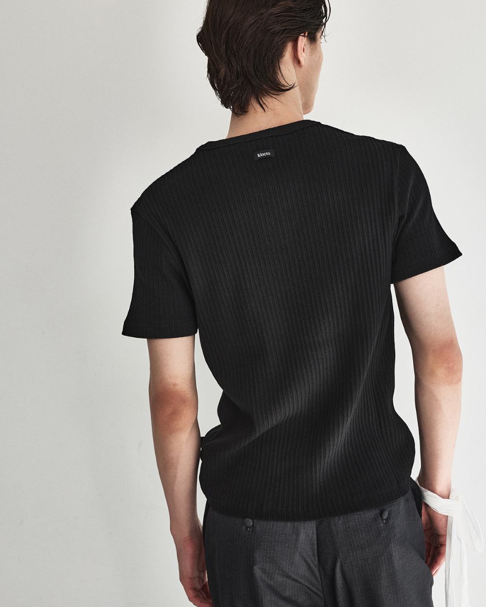 [kineto] Wale Cotton Henley Neck Top_Black
