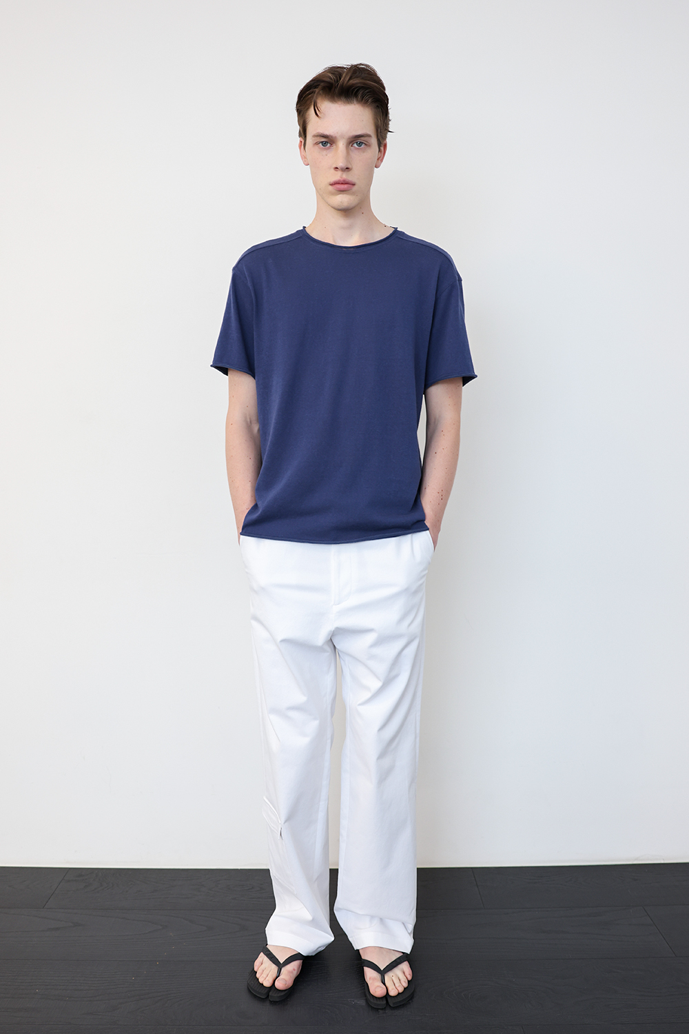 [ANYTIME LOREAK] YUCCA RAW-EDGE HALF KNIT -BLUE